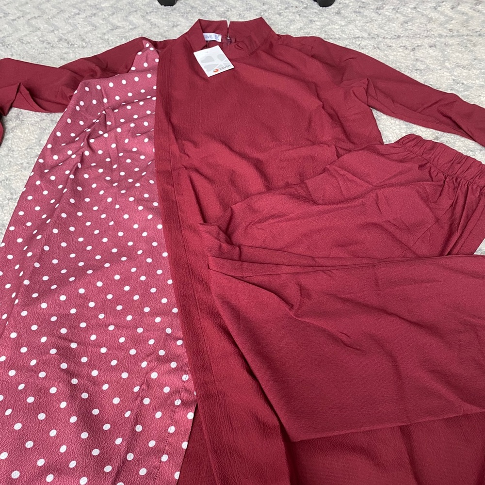 NWT 2-Piece Set- Long Tunic w/ Pants